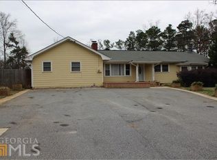 1330 Dickens Rd NW, Lilburn, GA 30047