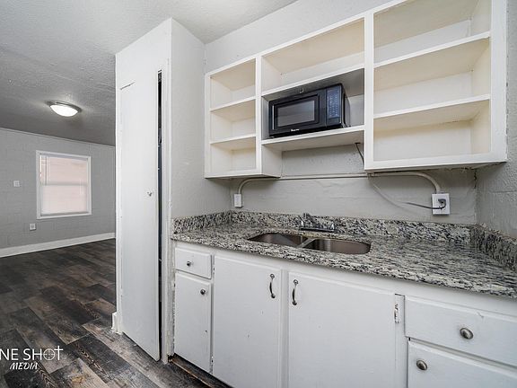 4th image of 526 N En 7th St #5