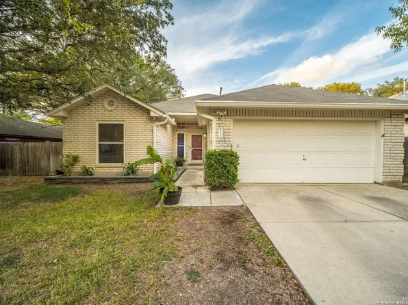 9526 BLACK THORN LN, San Antonio, TX 78240