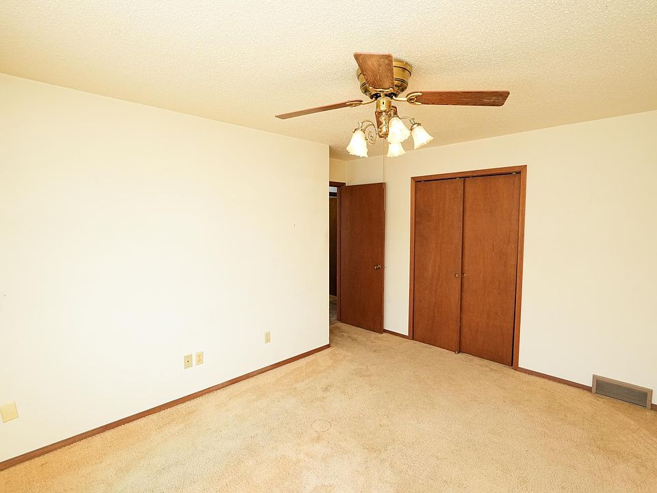 2nd image of 3534 Flammang Ct