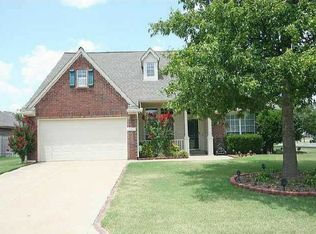 19611 E 48th St S, Broken Arrow, OK 74014