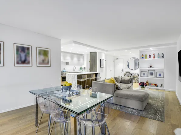 200 Central Park South image 1 of 14