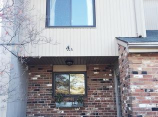 4 Amato Dr APT A, South Windsor, CT 06074