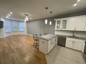 Rented by URBAN UTOPIA REALTY LLC