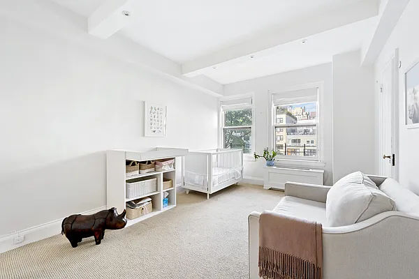 Sold by Sotheby's International Realty | media 7