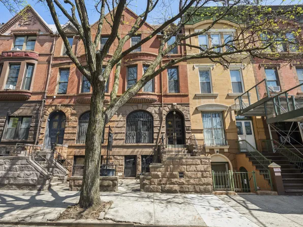 309 West 138th Street image 1 of 31