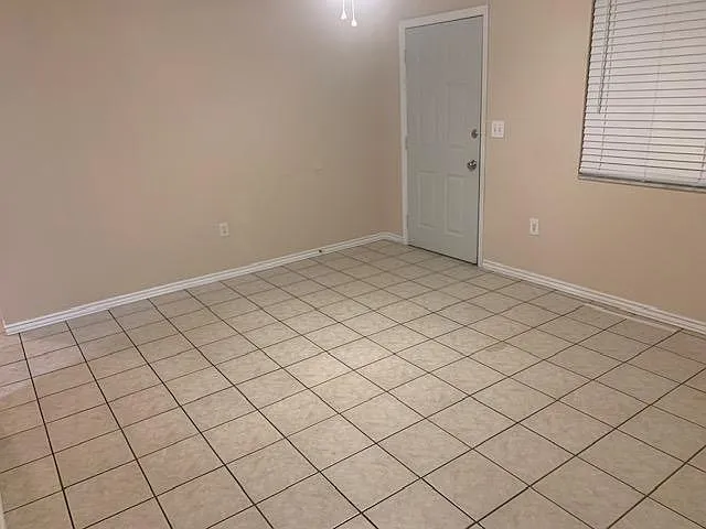 10270 Bannister St — Photo 2