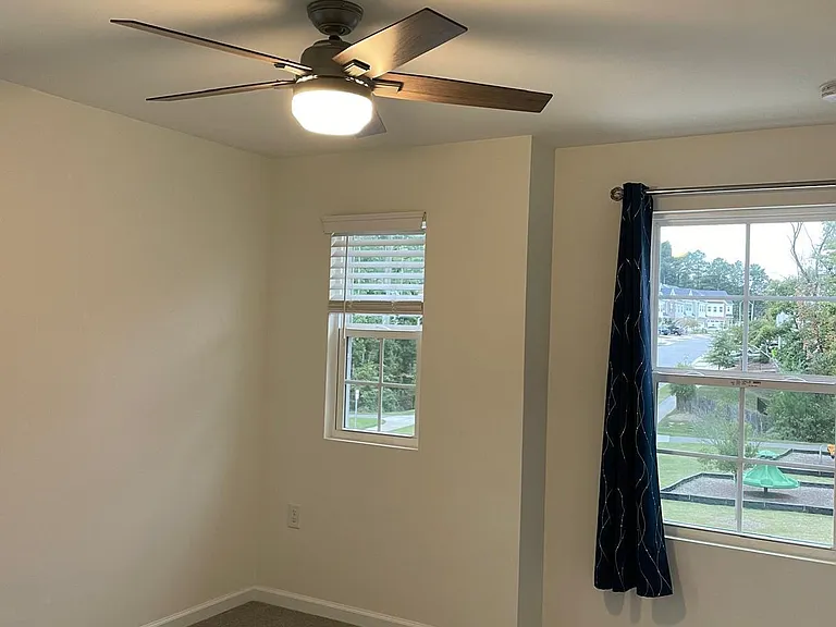 1004 Yatesbury Pl — Photo 21