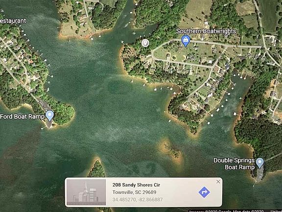 2nd image of 208 Sandy Shores Cir