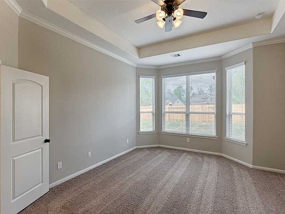 3rd image of 353 Capriccio Ln
