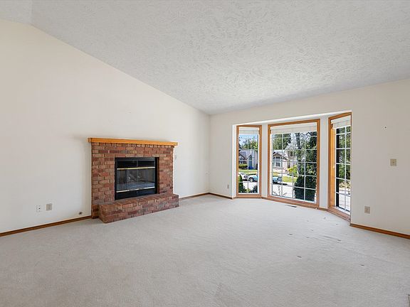 4th image of 5507 W Rifle Club Rd