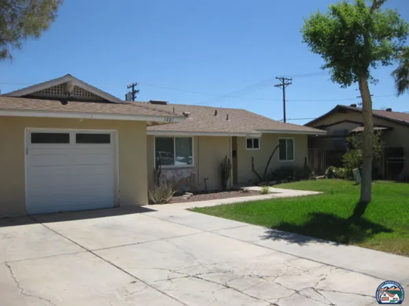 1661 Yucca Dr, El Centro, CA 92243