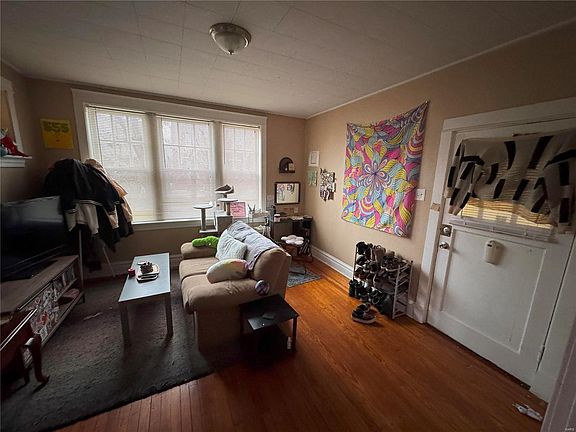4th image of 3706 Hydraulic Ave