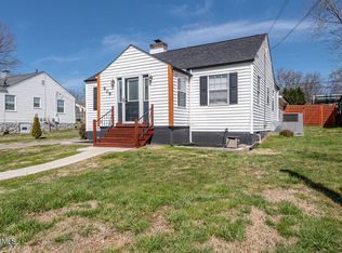 909 Burroughs Rd, Alcoa, TN 37701