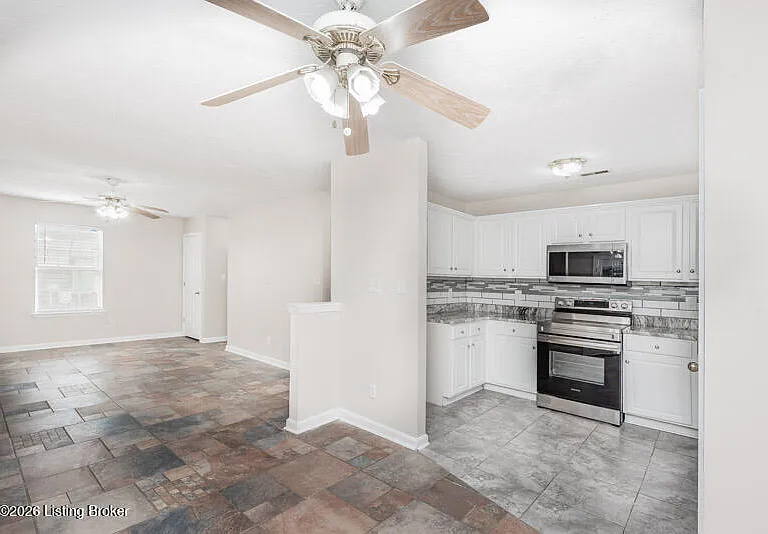 6303 Cottagemeadow Dr — Photo 6