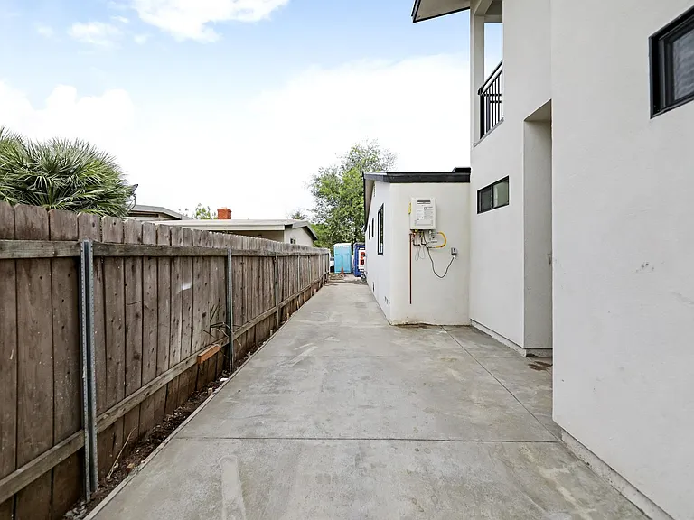 5311 Hewlett Dr — Photo 35
