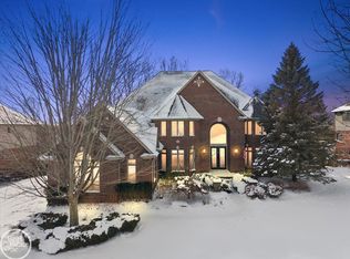 877 Quarry, Rochester Hills, MI 48306