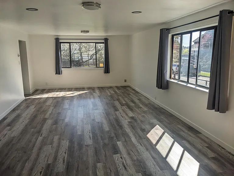 7202 48th Ave S — Photo 3