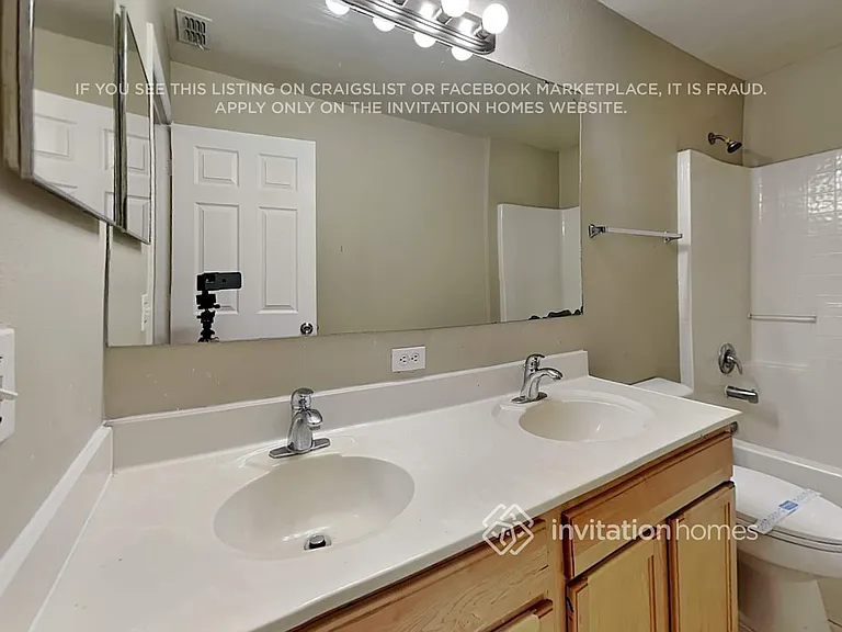 1701 Alhambra Crest Dr — Photo 19