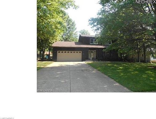 1st image of 825 West St