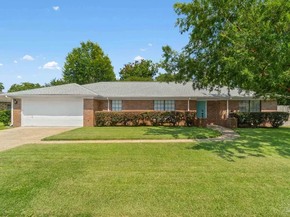 6922 Kitty Hawk Dr, Pensacola, FL 32506