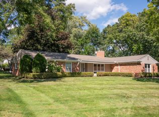 1619 Bretton Dr N, Rochester Hills, MI 48309