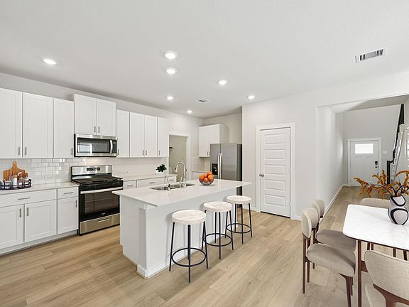 5th image of 5721 Adamite Way