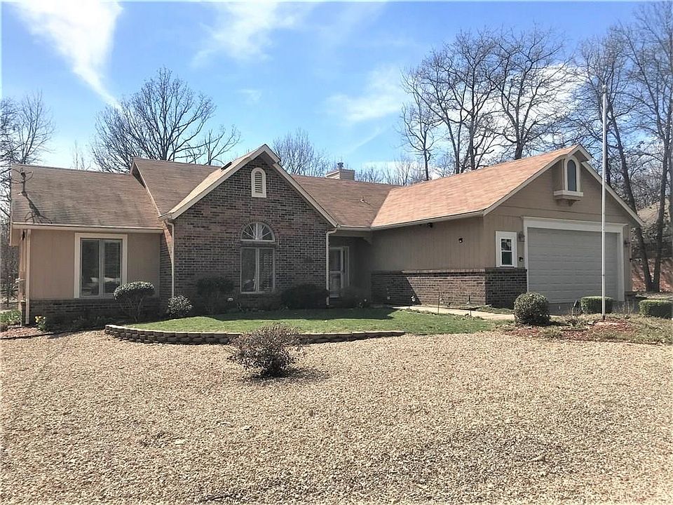 1st image of 11 Monikie Dr