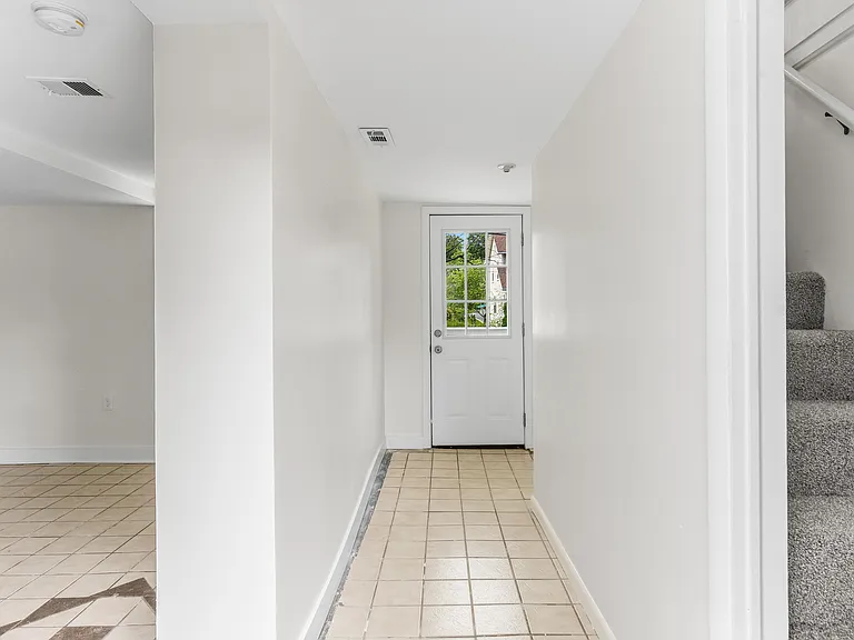 740 Overbrook Rd — Photo 19
