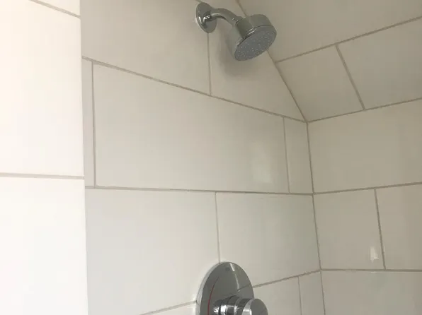 4525 1/2 San Carlos Ave, Oakland, CA 94601