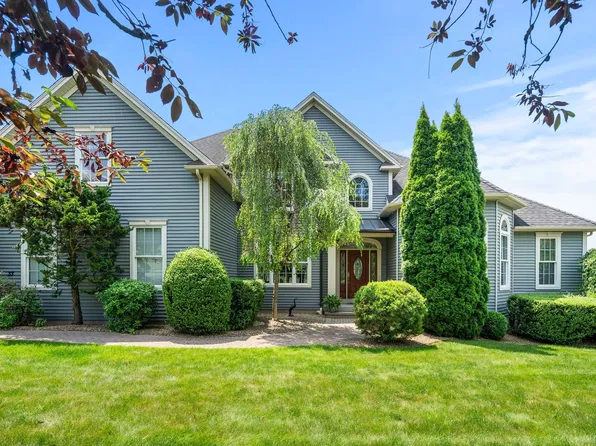 33 Pease Farm Road, Ellington, CT 06029