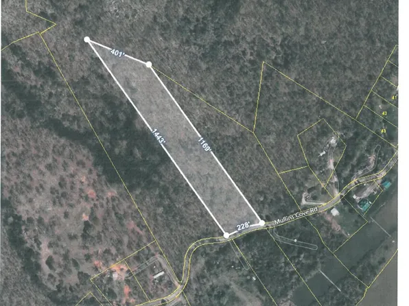 11373 Mullins Cove Rd, Whitwell, TN 37397