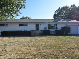 207 Eastgate St, Algonquin, IL 60102