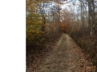 102 Kings Hwy, Chilmark, MA 02535