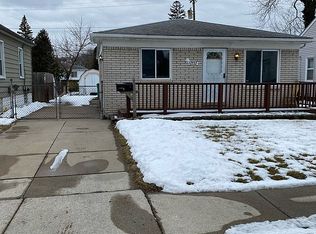 22445 Cushing Ave, Eastpointe, MI 48021