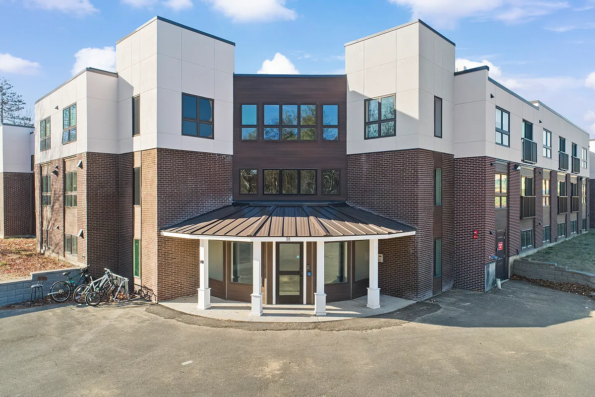 Building Photo - Granite Place