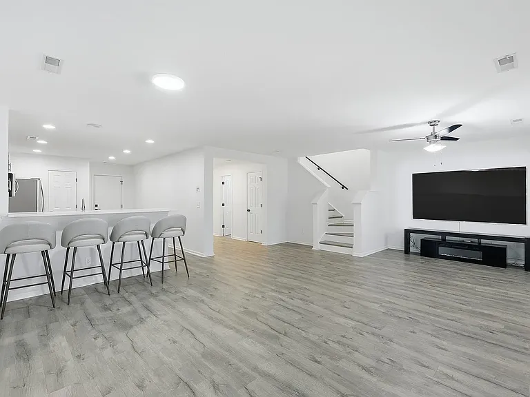 5150 Trump St #602 — Photo 11