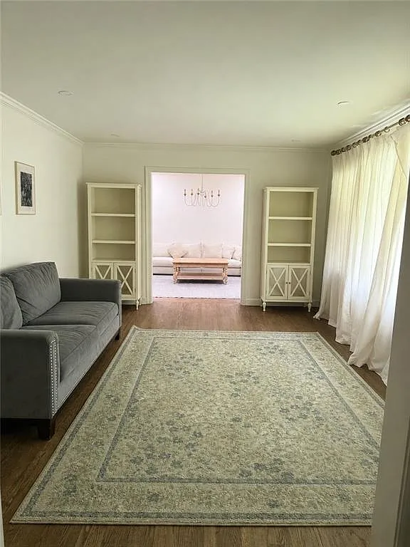 4 bed, 3.0 bath, 3107 sqft, $4,000 — Photo 3