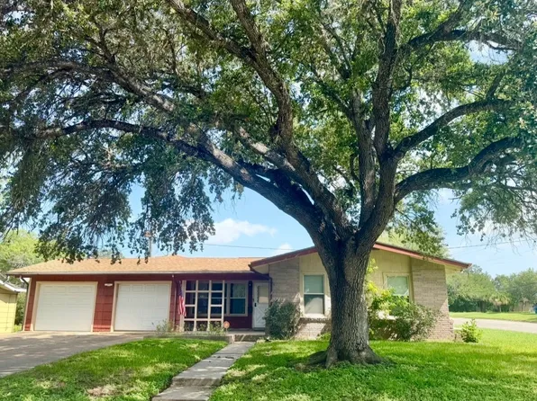 909 Toledo St, Beeville, TX 78102