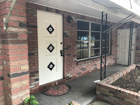 2nd image of 10107 N Ashley St