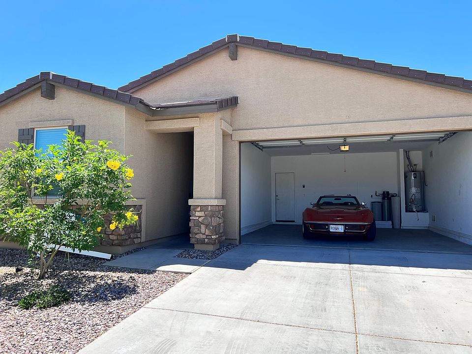 1st image of 403 W Tenia Trl