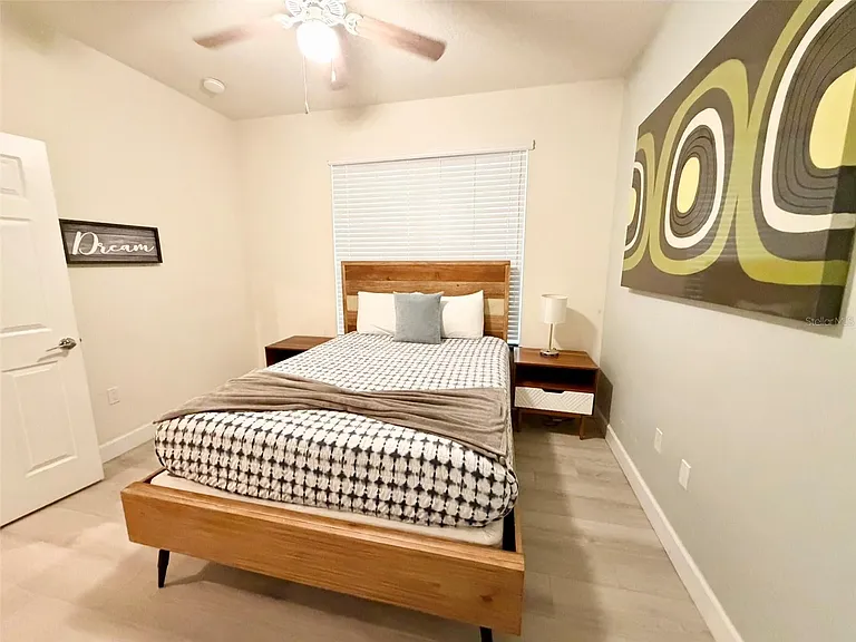 17407 Placidity Ave — Photo 9