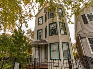 2657 N Ridgeway Ave, Chicago, IL 60647