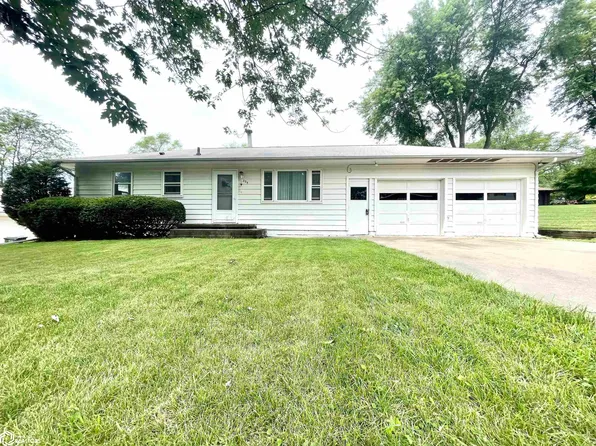205 Solar Dr, Oskaloosa, IA 52577