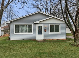 1307 E 346th St, Eastlake, OH