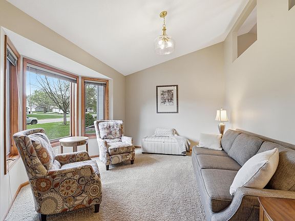 4th image of 1611 Meadow View Trl