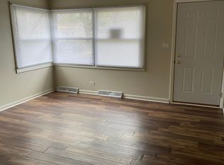 2950 Wilshire Ave, Markham, IL 60428