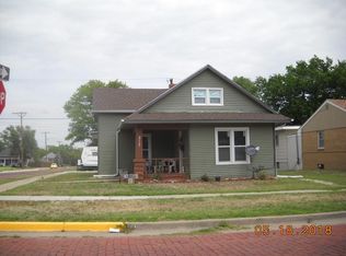 217 W 14th St, Hays, KS 67601