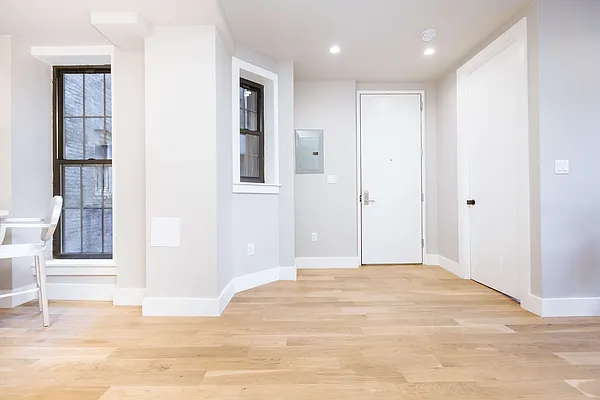 Rented by Nooklyn NYC LLC | media 53