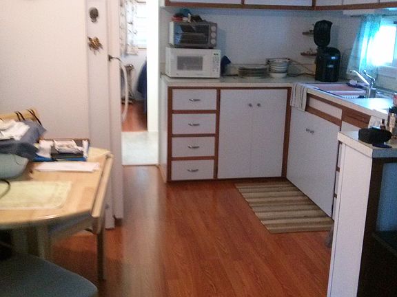 Kitchen/Dining area